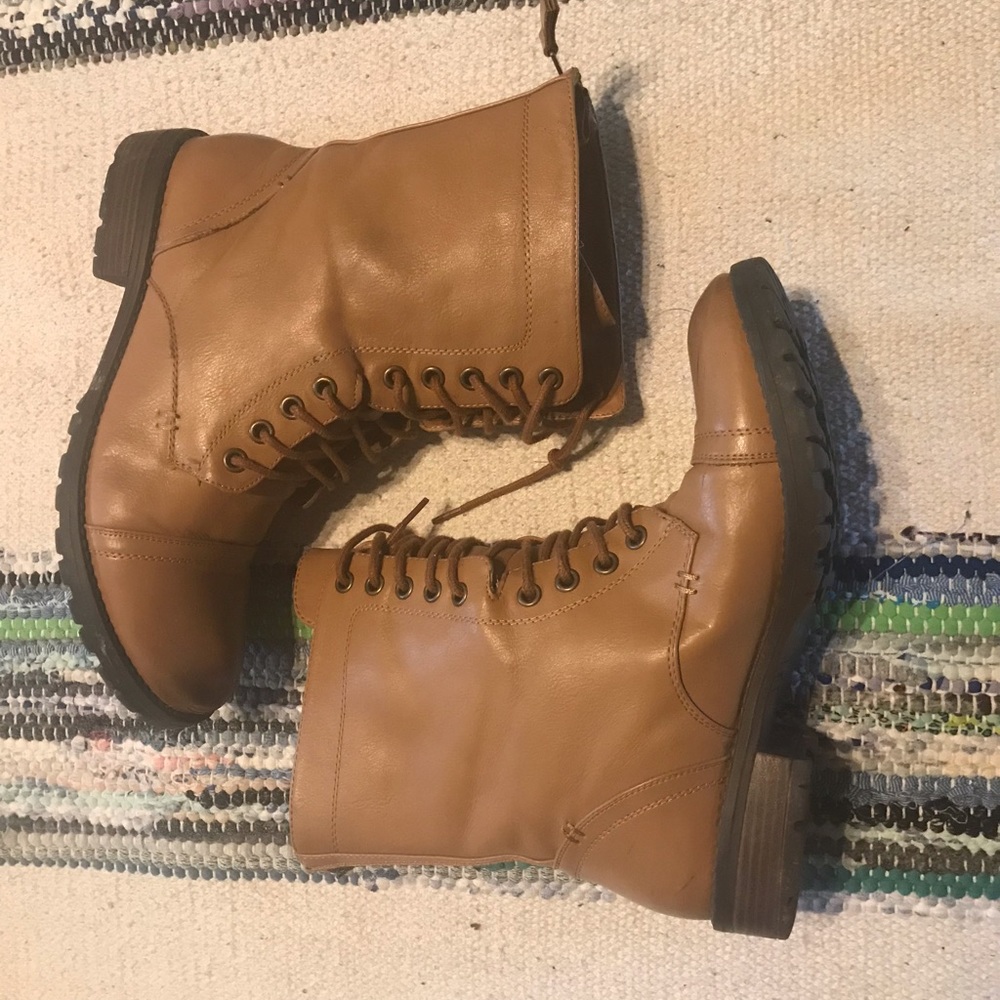 CALL IT SPRING combat boots